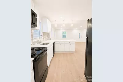 2007 Highland Street, Charlotte, NC 28208 - Photo 13