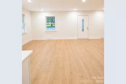 2007 Highland Street, Charlotte, NC 28208 - Photo 3