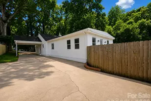2007 Highland St, Charlotte, NC 28208 - Photo 43