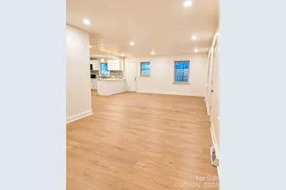 2007 Highland Street, Charlotte, NC 28208 - Photo 5
