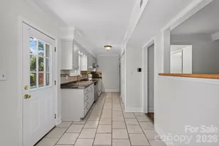 8904 Hunter Ridge Dr, Charlotte, NC 28226 - Photo 21