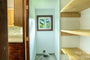 203 Justice Dr, Clyde, NC 28721 - Photo 21