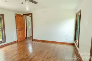 203 Justice Dr, Clyde, NC 28721 - Photo 17