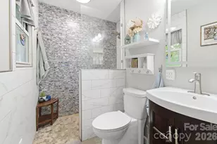 108 Arthur Ln, Hendersonville, NC 28791 - Photo 5