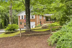 108 Arthur Ln, Hendersonville, NC 28791 - Photo 3