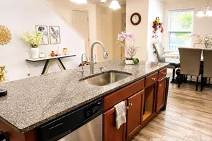 413 Peachtree Rd, Charlotte, NC 28216 - Photo 9
