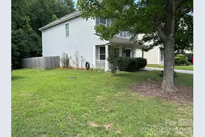 413 Peachtree Road, Charlotte, NC 28216 - Photo 3
