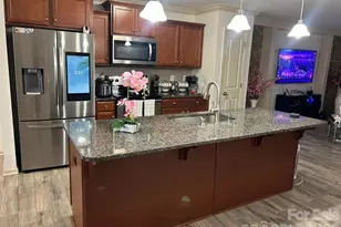 413 Peachtree Rd, Charlotte, NC 28216 - Photo 5