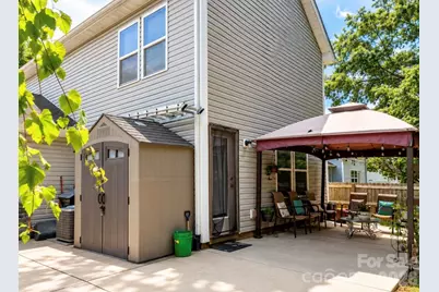 413 Peachtree Road, Charlotte, NC 28216 - Photo 13