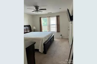 413 Peachtree Road, Charlotte, NC 28216 - Photo 15