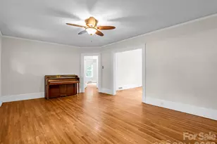 555 State St, Marion, NC 28752 - Photo 17
