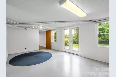 555 State Street, Marion, NC 28752 - Photo 35