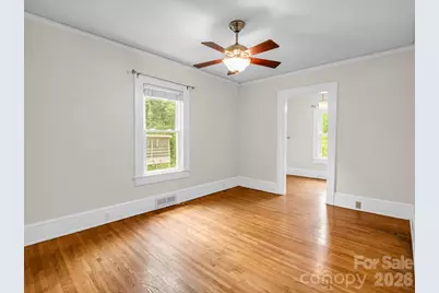 555 State Street, Marion, NC 28752 - Photo 33
