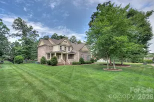 3011 Crismark Dr, Indian Trail, NC 28079 - Photo 3