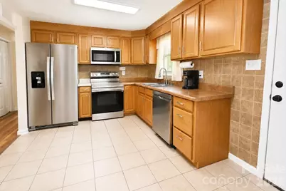 3237 Annex Street, Conover, NC 28613 - Photo 5