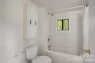 82 Hill St, Hot Springs, NC 28743 - Photo 21