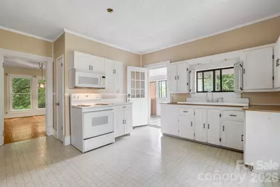 82 Hill Street, Hot Springs, NC 28743 - Photo 17