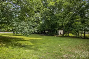82 Hill St, Hot Springs, NC 28743 - Photo 37