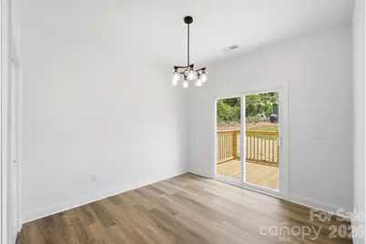 210 8th Avenue Drive SE, Hickory, NC 28602 - Photo 13