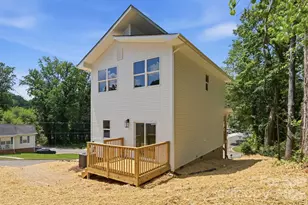 210 8th Ave Dr SE, Hickory, NC 28602 - Photo 33