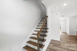 210 8th Ave Dr SE, Hickory, NC 28602 - Photo 17