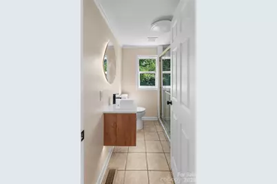 529 NW Stage Street, Lenoir, NC 28645 - Photo 17