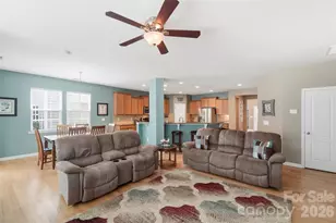 3715 Franklin Meadows Dr, Matthews, NC 28105 - Photo 9