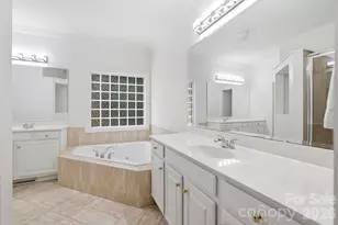 4024 Wild Nursery Ct, Charlotte, NC 28215 - Photo 15