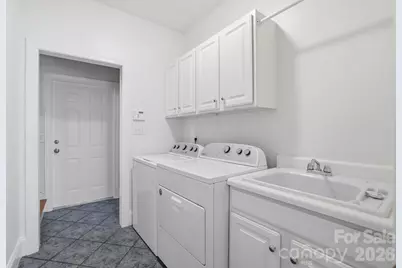 4024 Wild Nursery Court, Charlotte, NC 28215 - Photo 25