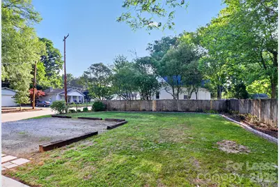 204 E McNeely Avenue, Mooresville, NC 28115 - Photo 35