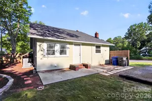 204 E McNeely Ave, Mooresville, NC 28115 - Photo 33