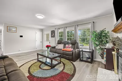 2323 Hedgewood Circle, Gastonia, NC 28052 - Photo 5