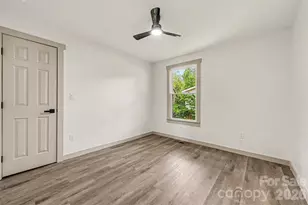 104 E Hartford Ave, Bessemer City, NC 28016 - Photo 21