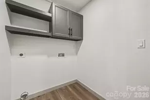 104 E Hartford Ave, Bessemer City, NC 28016 - Photo 23