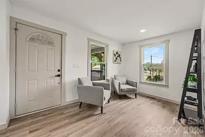 104 E Hartford Avenue, Bessemer City, NC 28016 - Photo 7