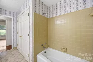 13001 Helena Cir, Charlotte, NC 28227 - Photo 17
