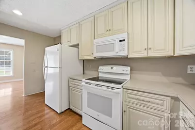 13001 Helena Circle, Charlotte, NC 28227 - Photo 9