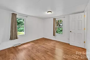 10 Canyon Cv, Candler, NC 28715 - Photo 19