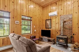 323 McCurrey Rd, Burnsville, NC 28714 - Photo 5