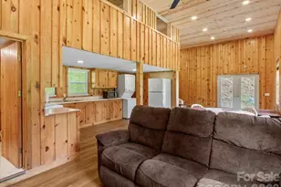 323 McCurrey Rd, Burnsville, NC 28714 - Photo 7