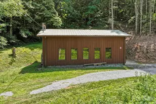 323 McCurrey Rd, Burnsville, NC 28714 - Photo 1