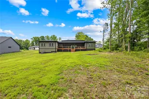 2003 Pln Fld Dr, Bessemer City, NC 28016 - Photo 45