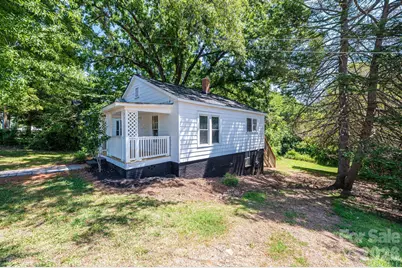 423 N Davis Avenue, Newton, NC 28658 - Photo 7