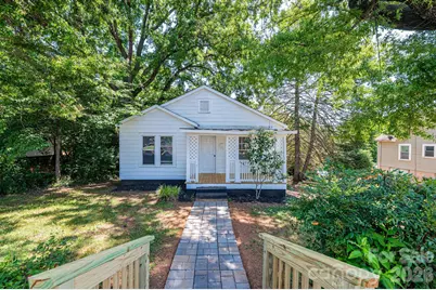 423 N Davis Avenue, Newton, NC 28658 - Photo 5