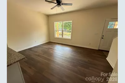 227 S Caldwell Avenue, Newton, NC 28658 - Photo 11