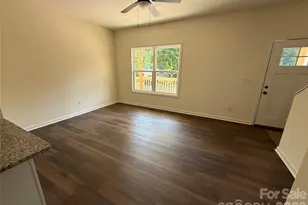 227 S Caldwell Ave, Newton, NC 28658 - Photo 11