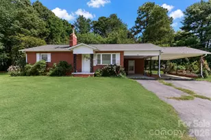 166 Wright Ln, Statesville, NC 28677 - Photo 3