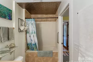 127 Riverview Dr, Asheville, NC 28806 - Photo 39