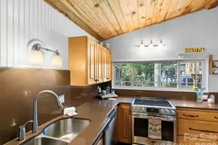 127 Riverview Dr, Asheville, NC 28806 - Photo 11