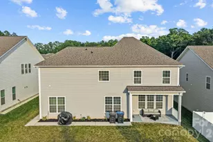 645 Belle Grove Dr, Clover, SC 29710 - Photo 7